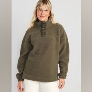 Old Navy | NWT 3 Button High Neck Sherpa Pullover Green Small Petite